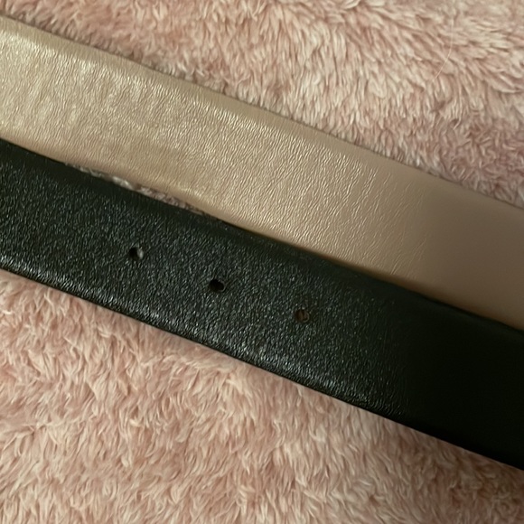 Reversible Ferragamo Leather Belt - Picture 9 of 16